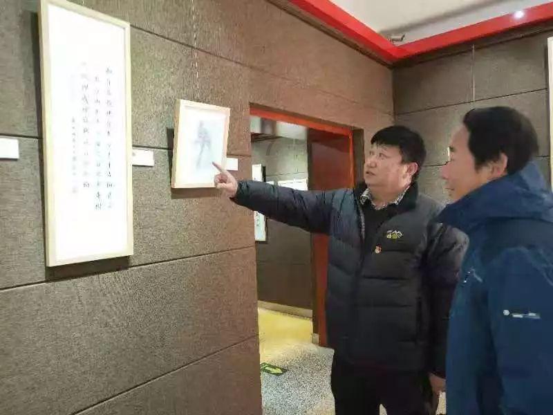 逃出上锁的现代房间2